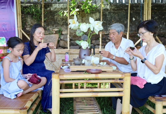 Visitors enjoying tea at Hue Lotus Festival 2026 